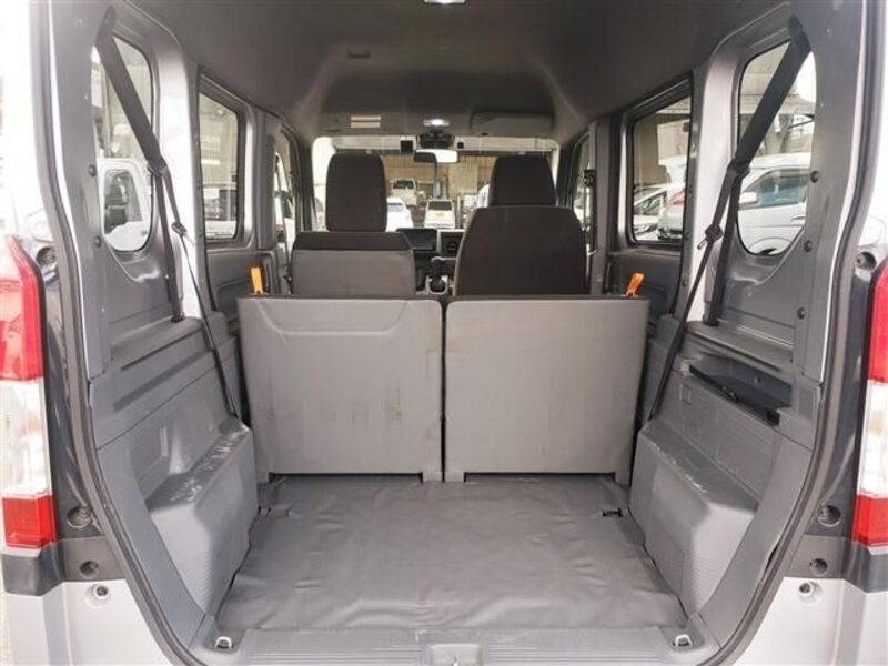 N-VAN