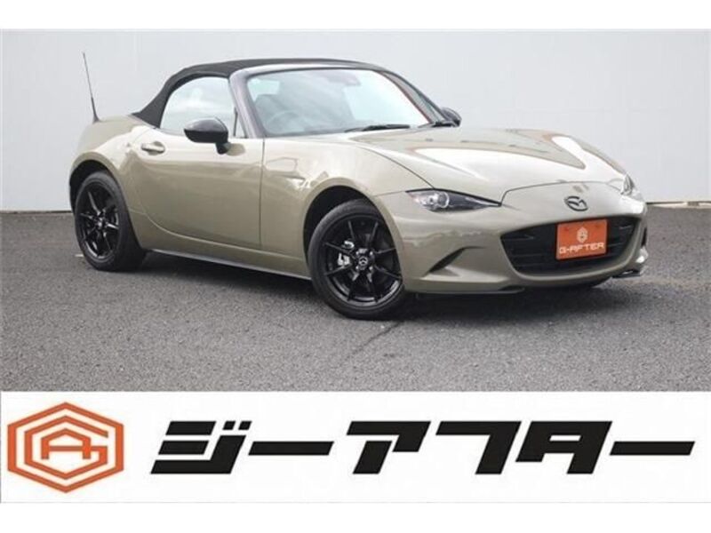 ROADSTER-0