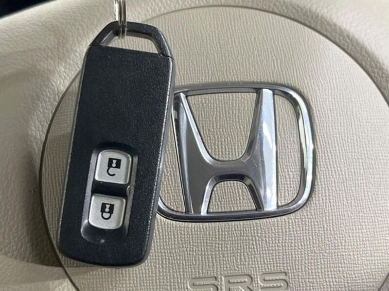 N BOX
