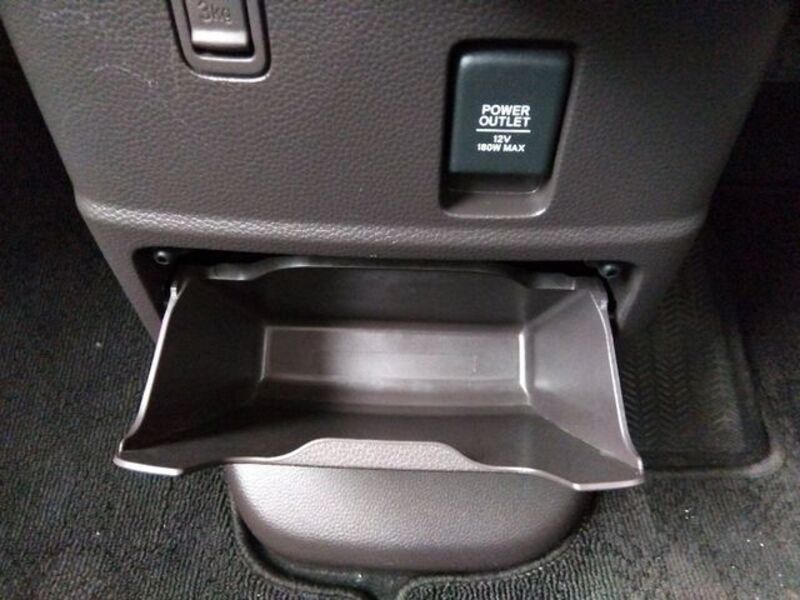 N BOX