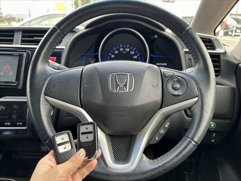 FIT HYBRID