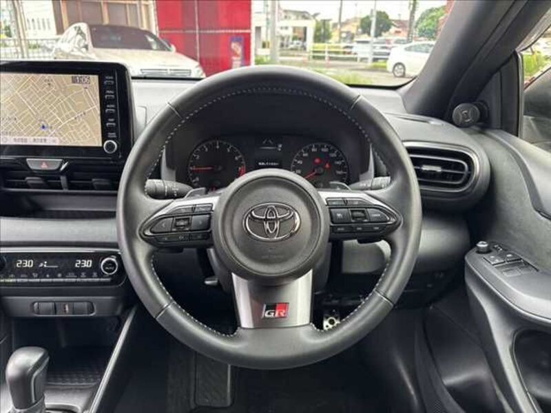 GR YARIS