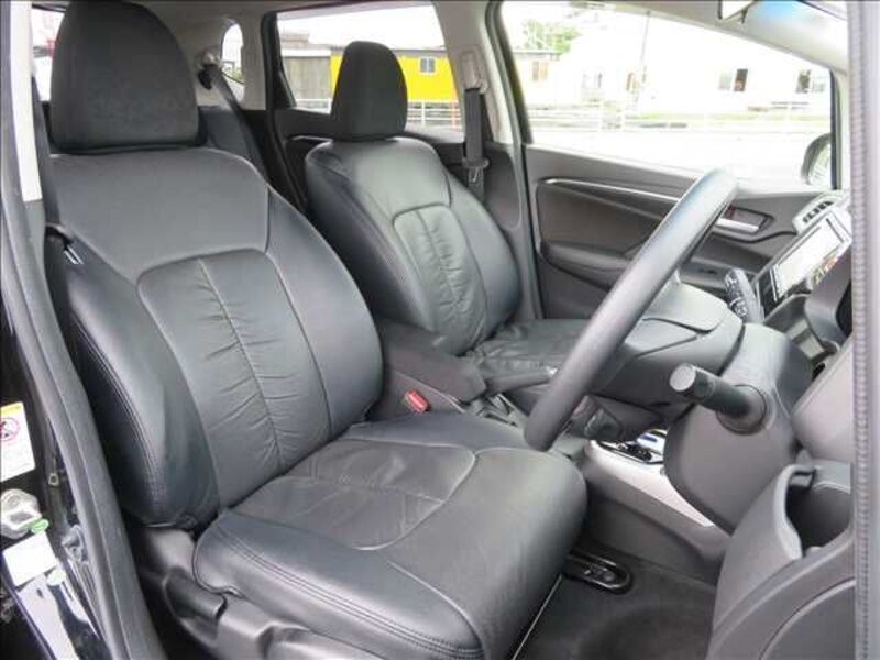 FIT HYBRID