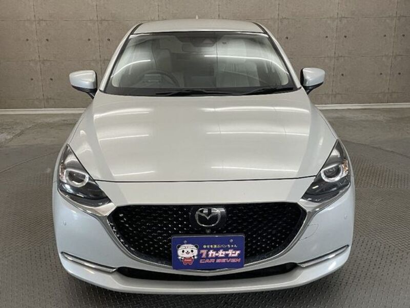 MAZDA2
