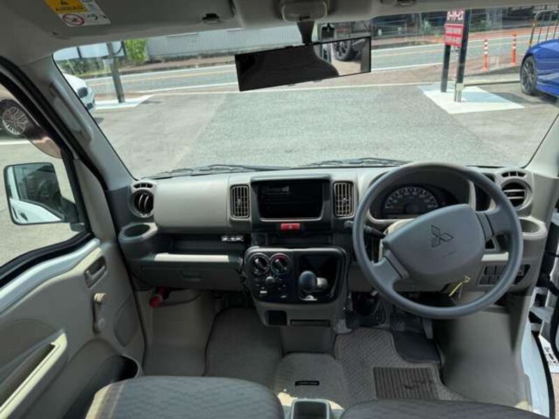 MINICAB VAN