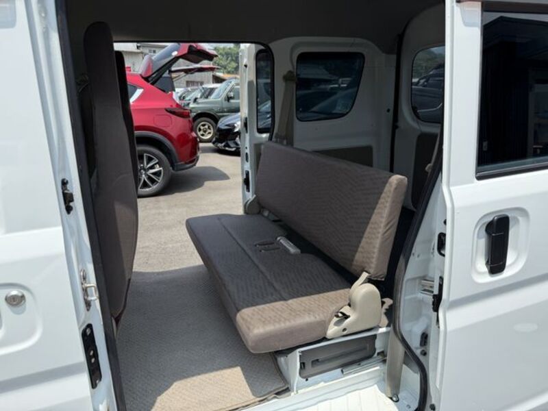 MINICAB VAN
