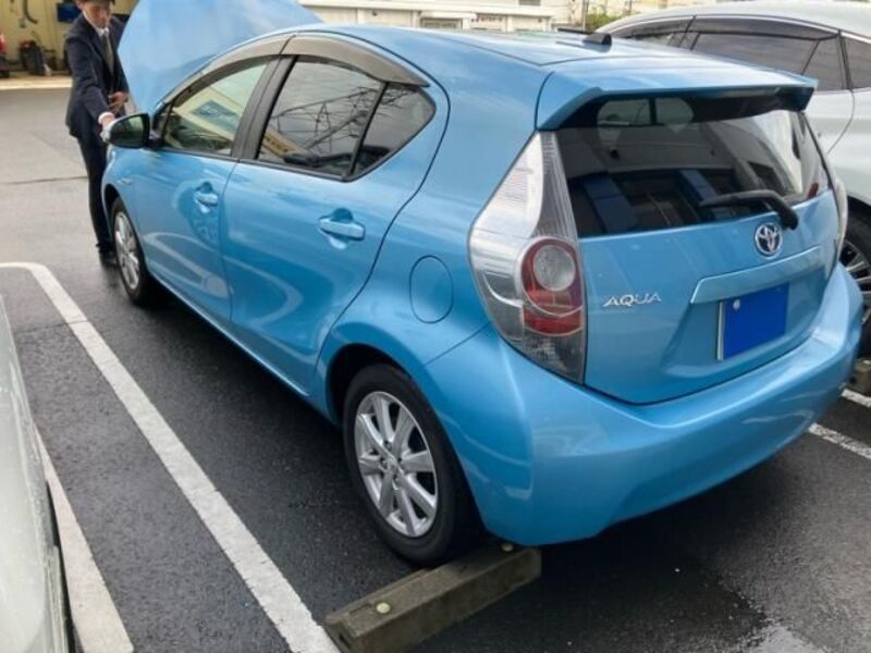 AQUA