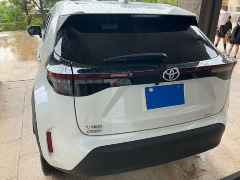 YARIS CROSS