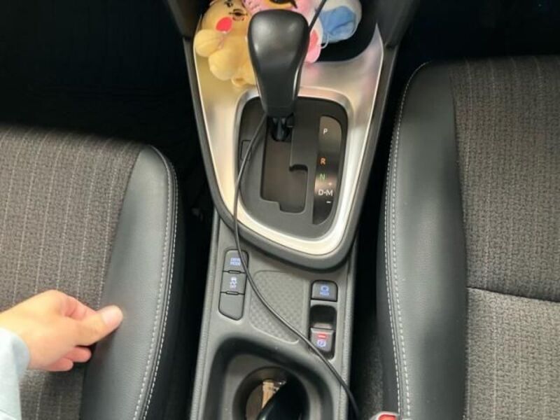 YARIS CROSS