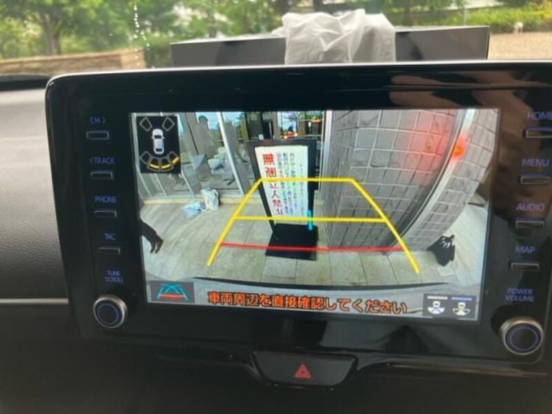 YARIS CROSS