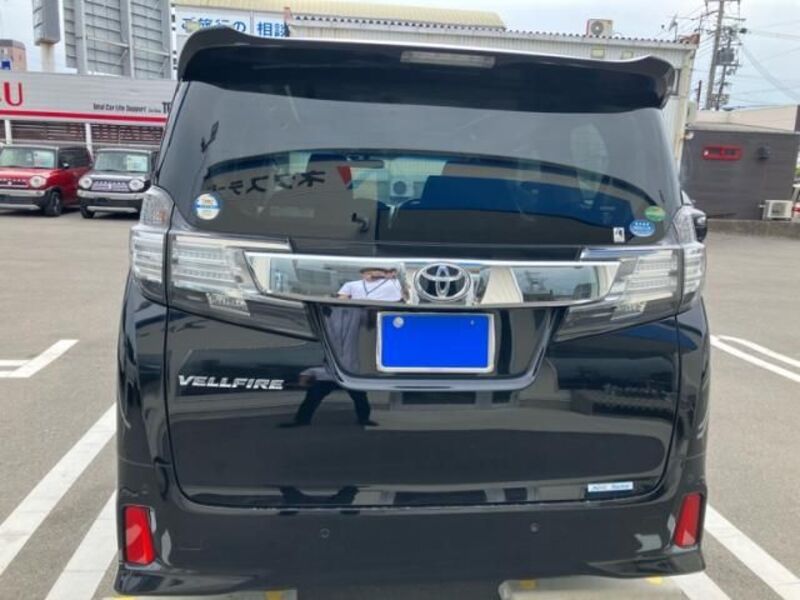 VELLFIRE