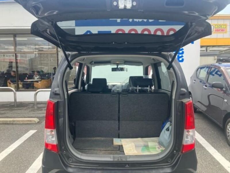 WAGON R