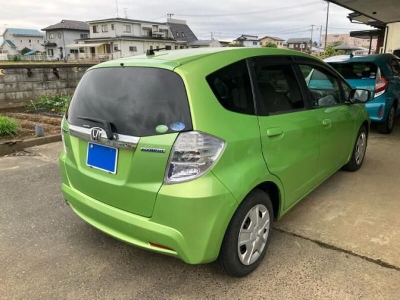 FIT HYBRID