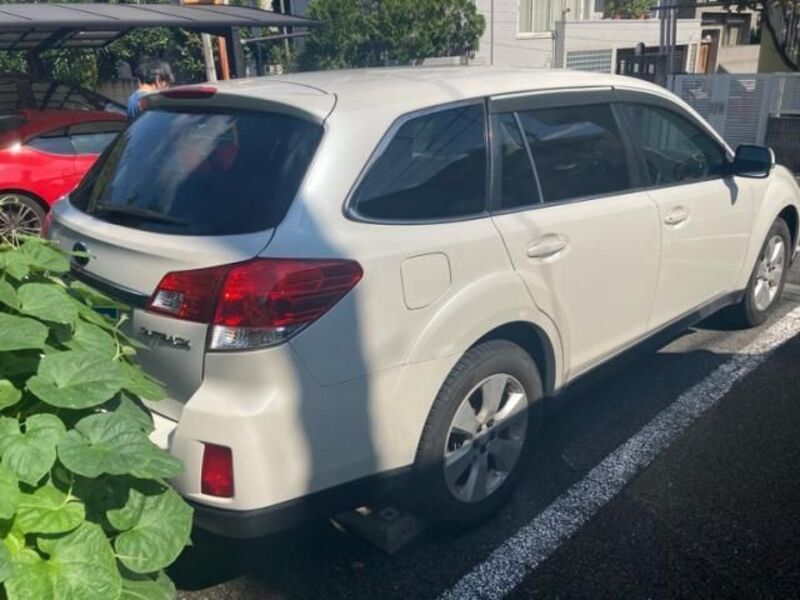 LEGACY OUTBACK