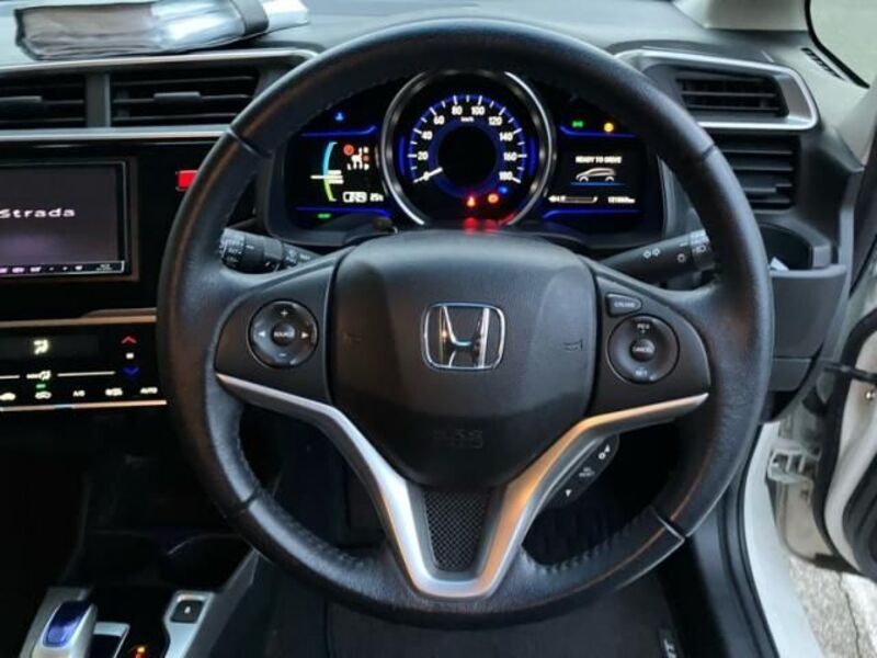 FIT HYBRID