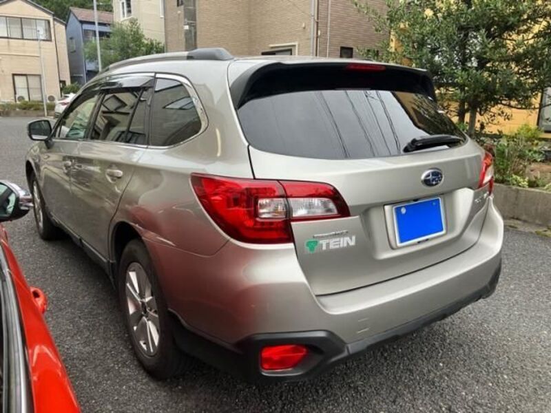 LEGACY OUTBACK