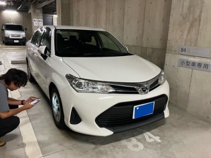 TOYOTA COROLLA AXIO