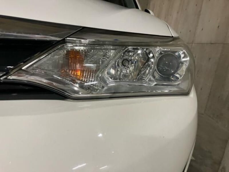 COROLLA AXIO