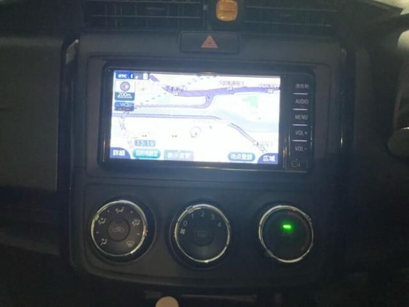 COROLLA AXIO