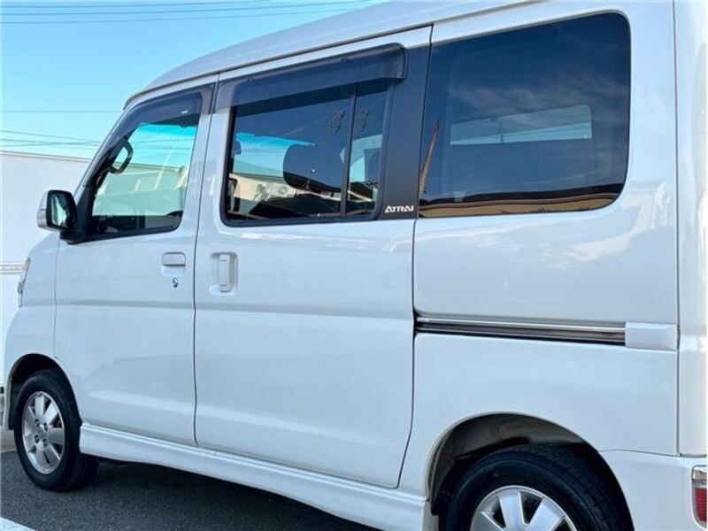 ATRAI WAGON