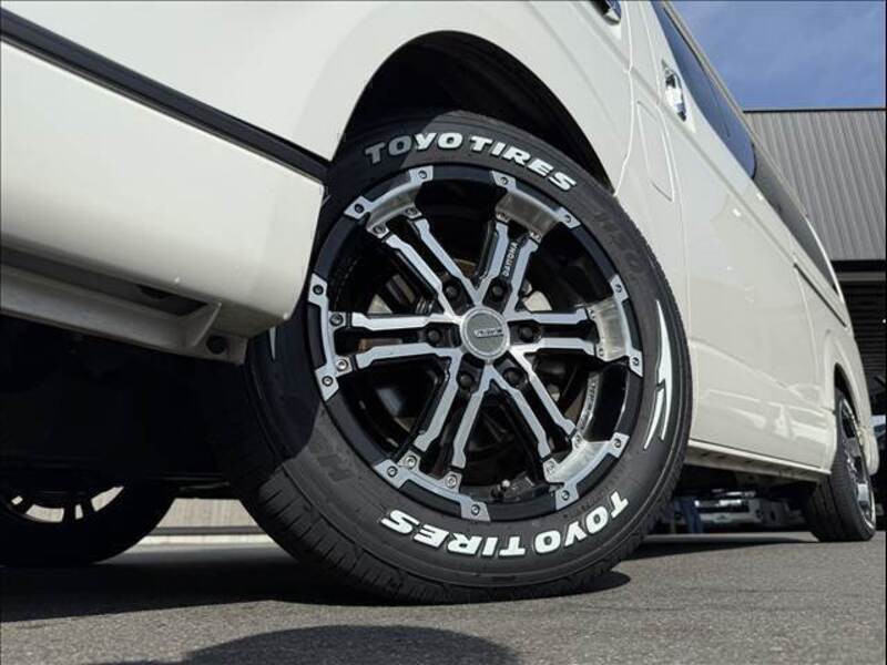 HIACE VAN