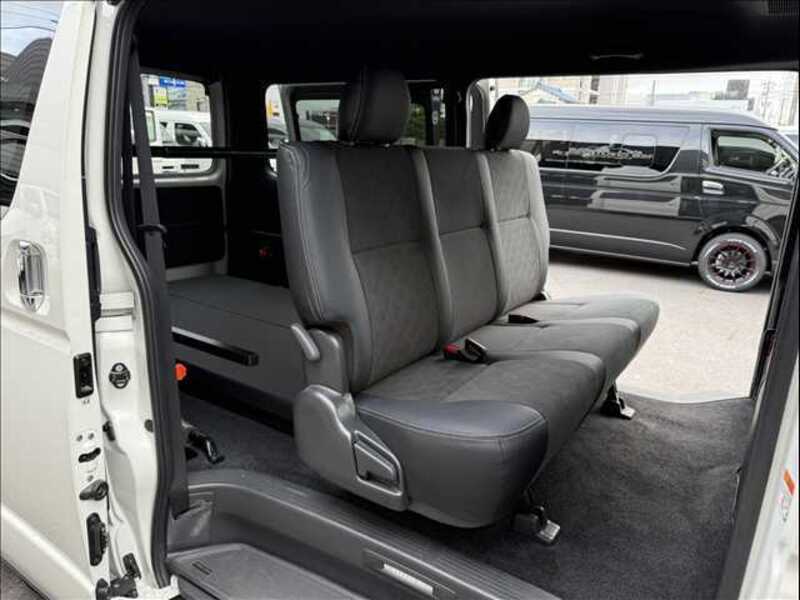 HIACE VAN-0