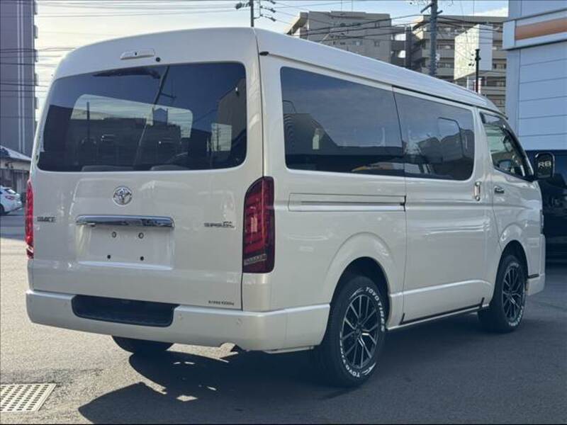 HIACE VAN