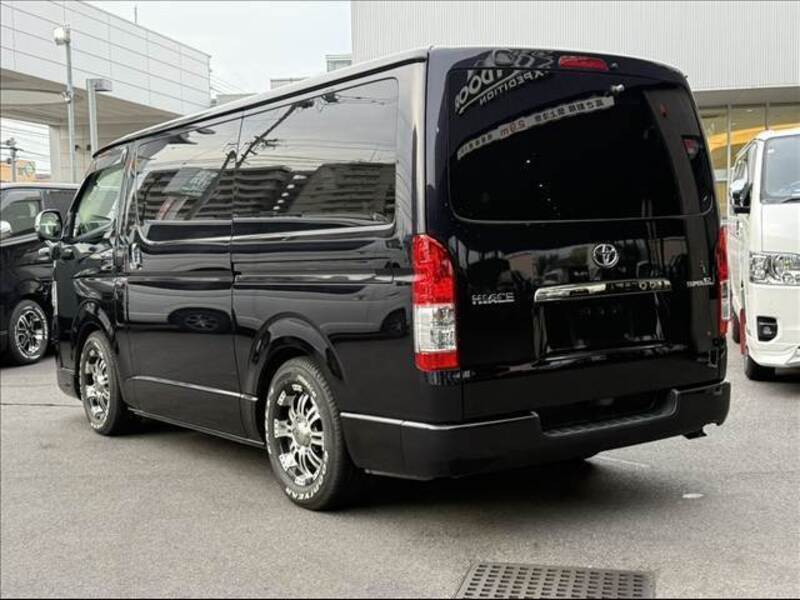 HIACE VAN