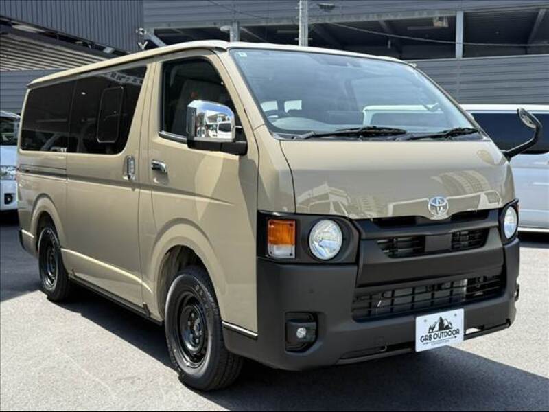 HIACE VAN
