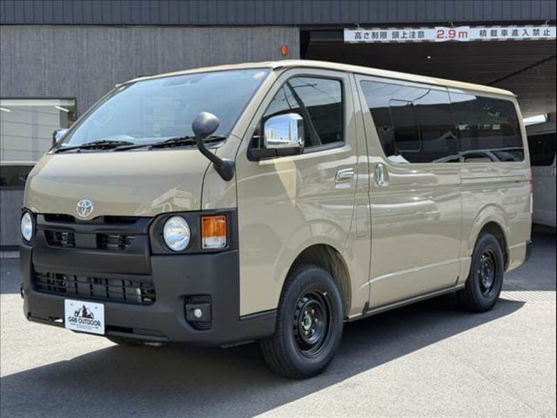 HIACE VAN