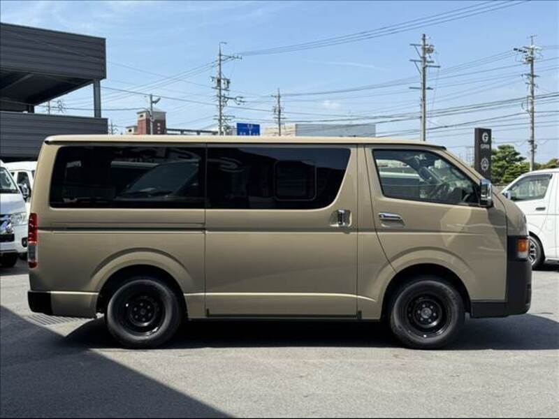 HIACE VAN