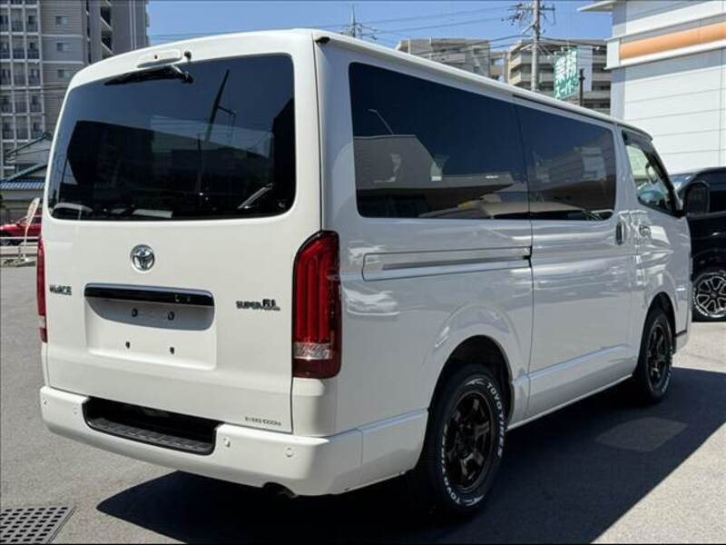 HIACE VAN