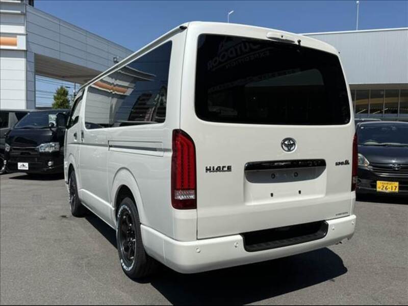 HIACE VAN