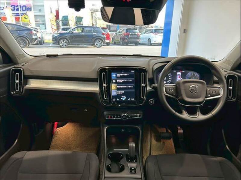 XC40