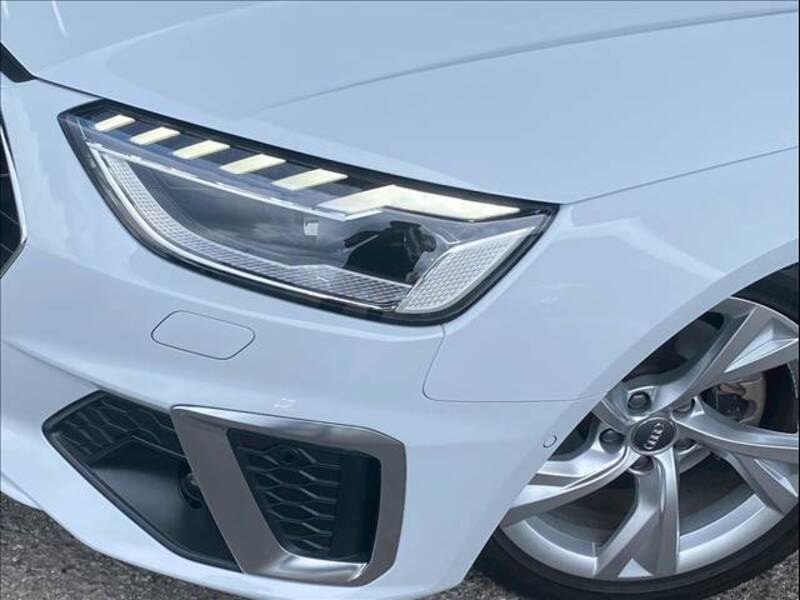 A4