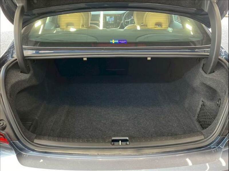 S60