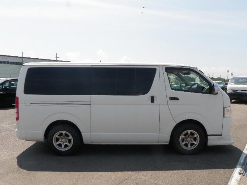 HIACE