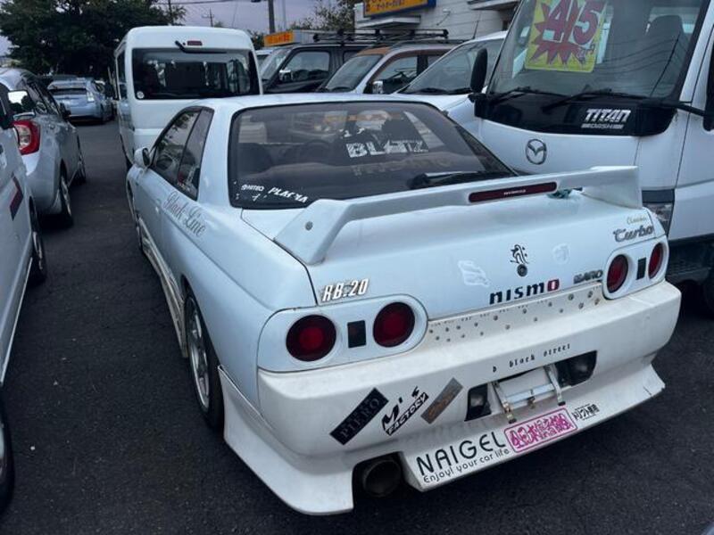 SKYLINE