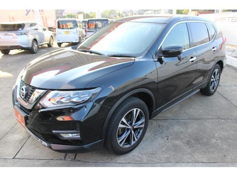 X-TRAIL