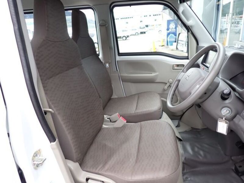MINICAB VAN