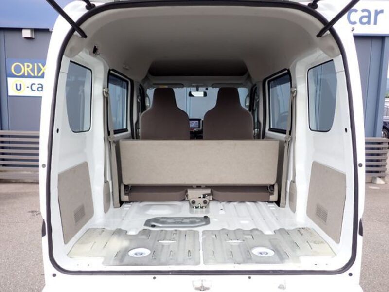 MINICAB VAN