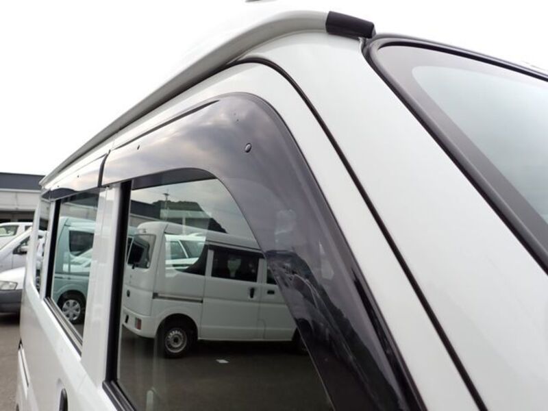 MINICAB VAN