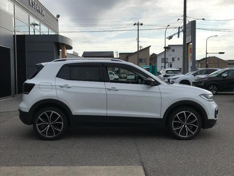 T CROSS