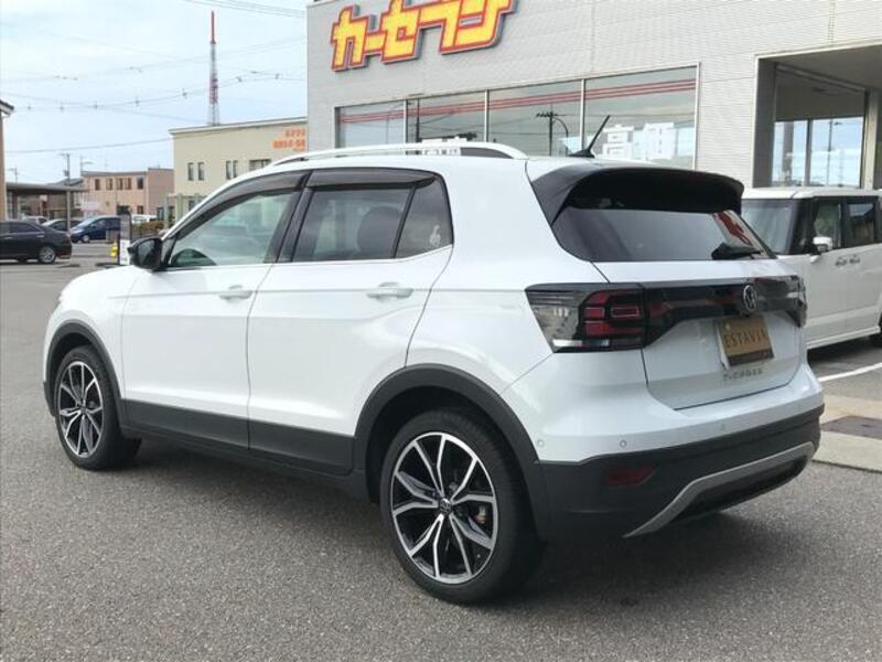 T CROSS