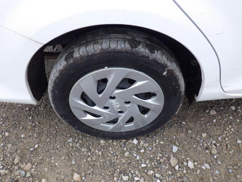 COROLLA AXIO
