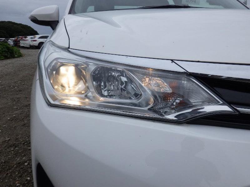 COROLLA AXIO