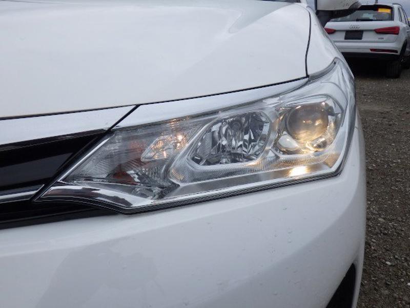 COROLLA AXIO