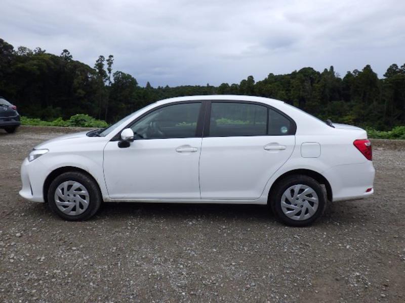 COROLLA AXIO