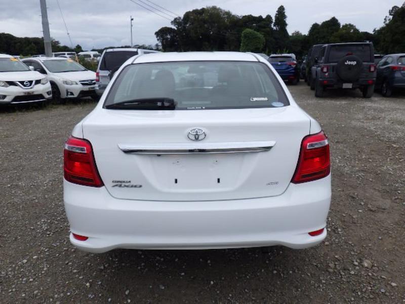 COROLLA AXIO
