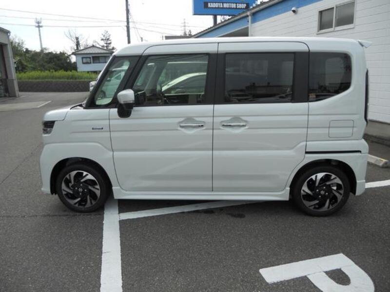 SPACIA CUSTOM